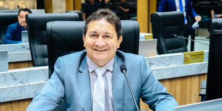 Alfredo Costa pede votos de repúdio a desembargador por falas sobre autismo
