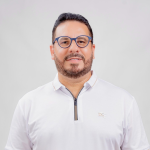 Adalberto-Jr-Perfil-scaled-e1743